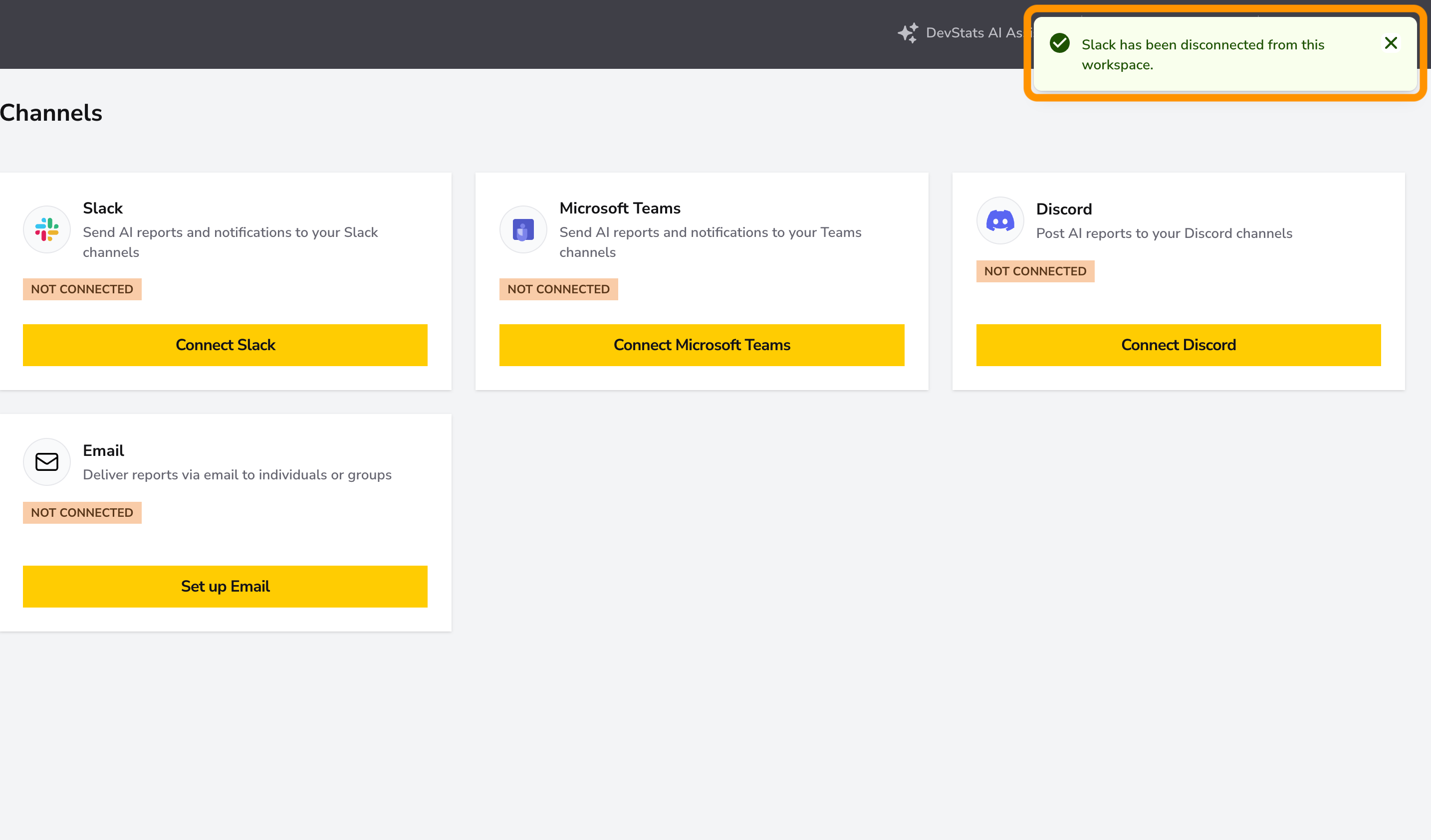 A página Channels após desconectar o Slack, mostrando a notificação de sucesso.